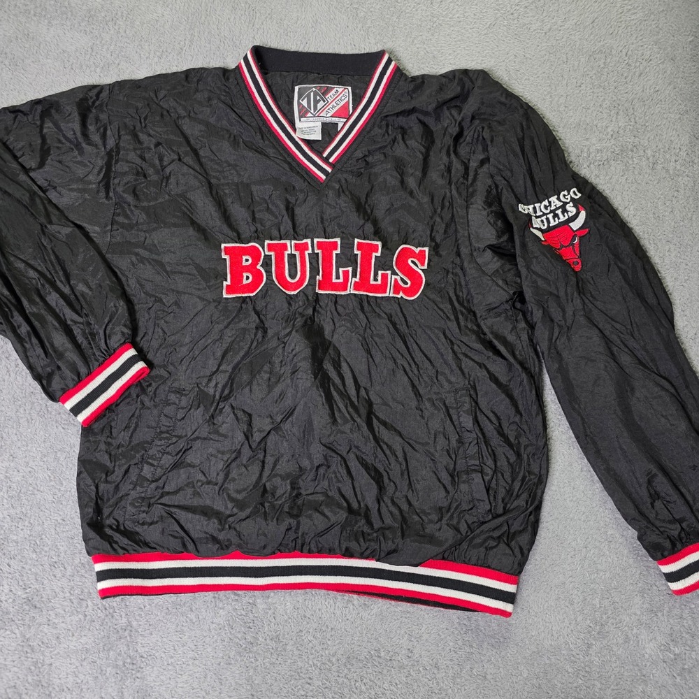 Team Athletics Mens XL Chicago Bulls Windbreaker Black Red V-Neck Pullover NBA